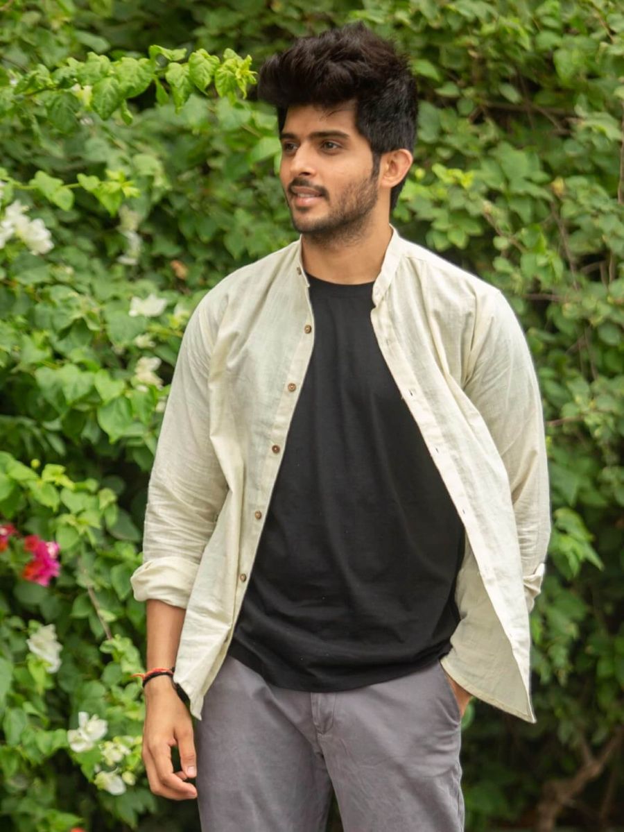 Off white mandarin collar shirt