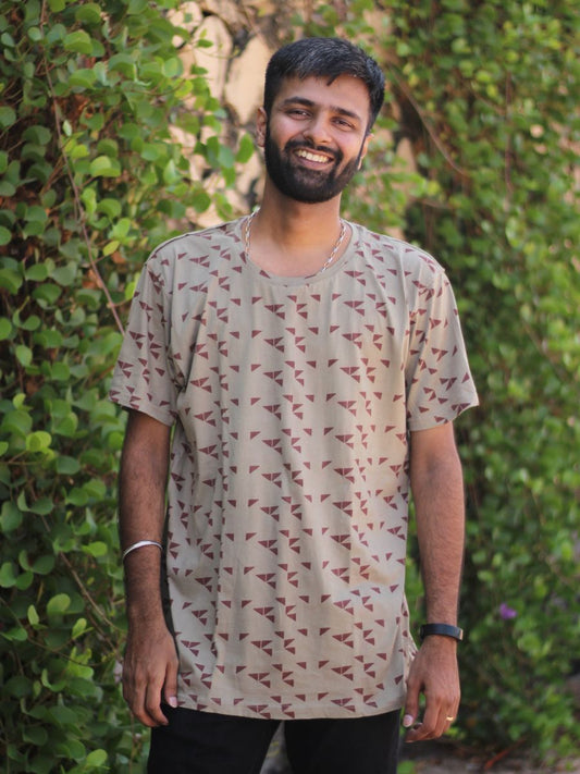 Geometric print men's crew neck t-shirt