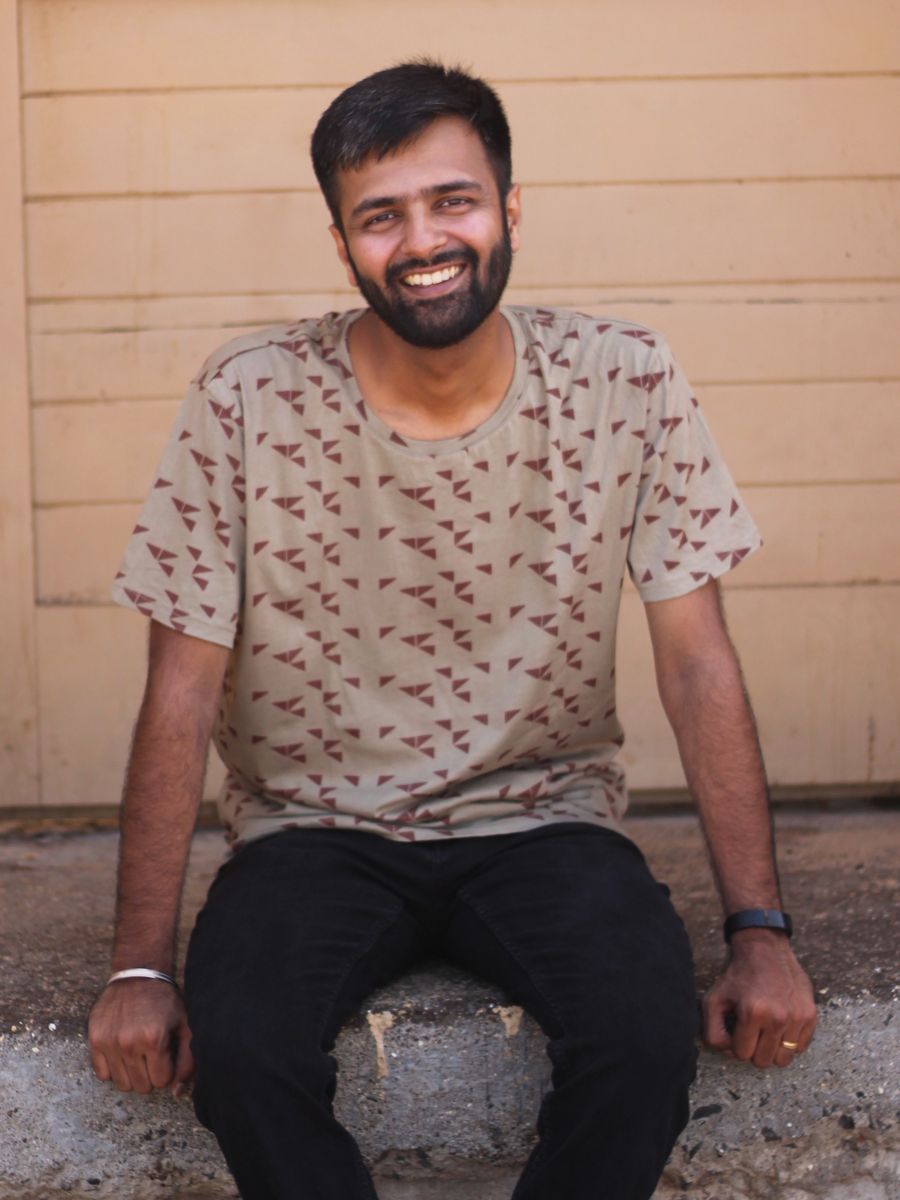 Geometric print men's crew neck t-shirt