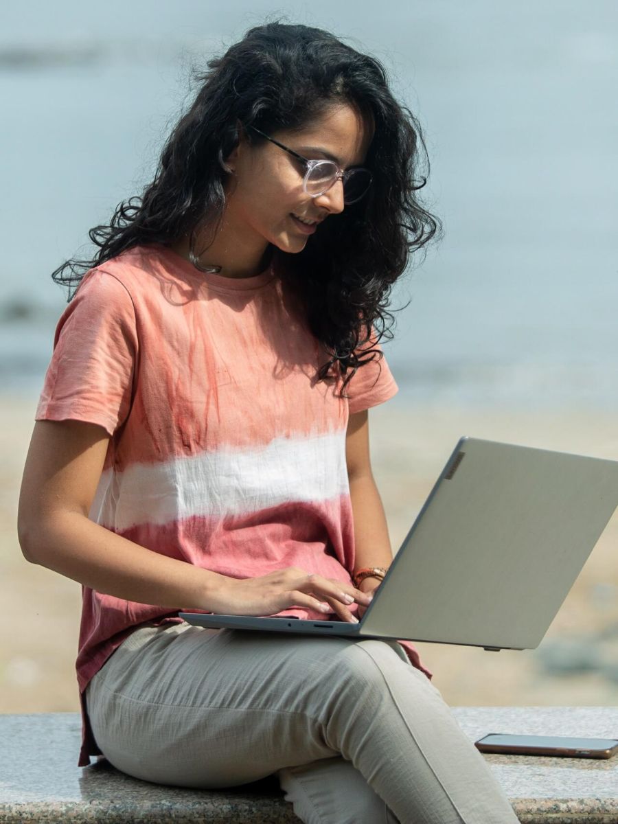 Rare red women's organic cotton casual top
